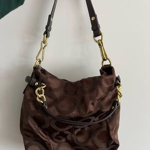 Beautiful deep brown coach purse in EUC